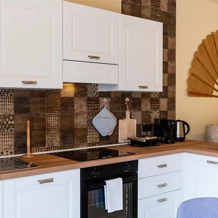 Micuzzo By Interhome * Lingueglietta