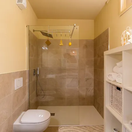 Micuzzo By Interhome *